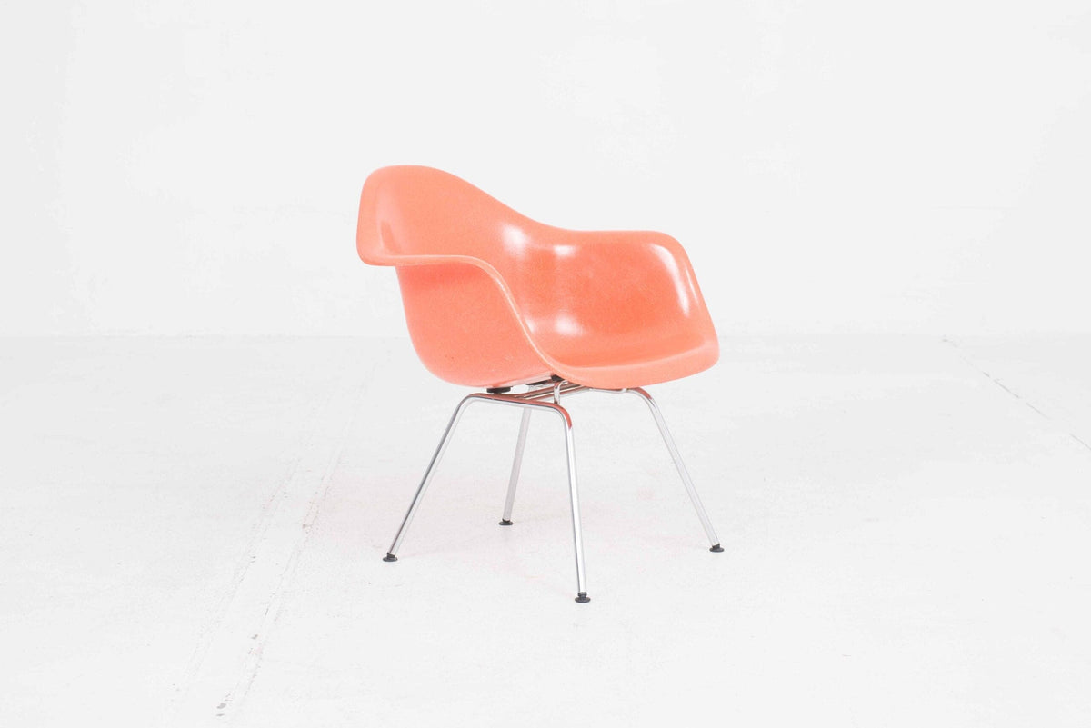 Armchair H-Base Low by Charles Eames for Vitra red Fiberglass