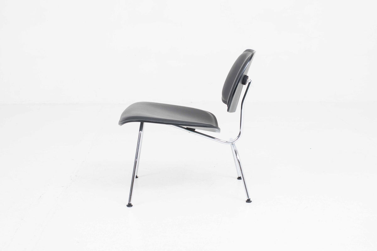 Vintage Loungesessel LCM von Charles und Ray Eames für Vitra in Schwarz