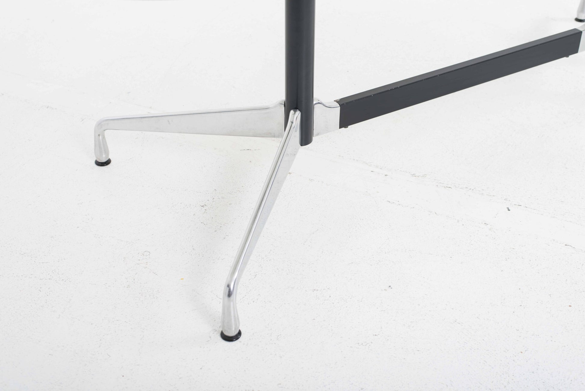 Vintage Tisch Segmented Table von Charles und Ray Eames für Vitra