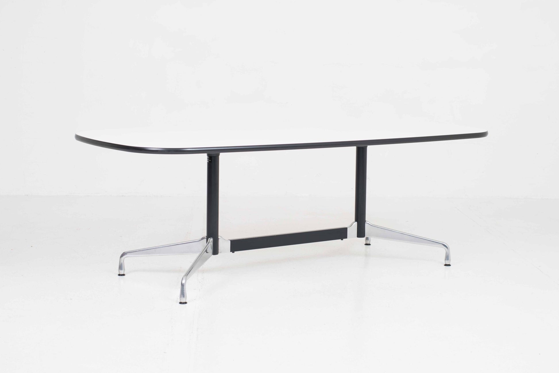 Vintage Tisch Segmented Table von Charles und Ray Eames für Vitra