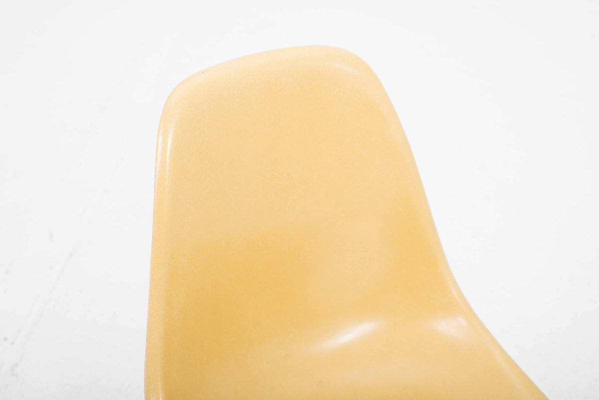 Vintage Stuhl La Fonda von Charles und Ray Eames für Vitra und Herman Miller, Ochre Dark
