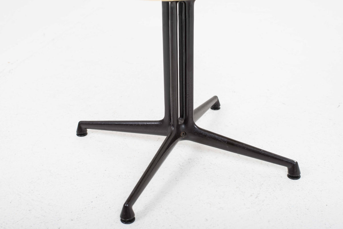 Vintage Stuhl La Fonda von Charles und Ray Eames für Vitra und Herman Miller, Ochre Dark