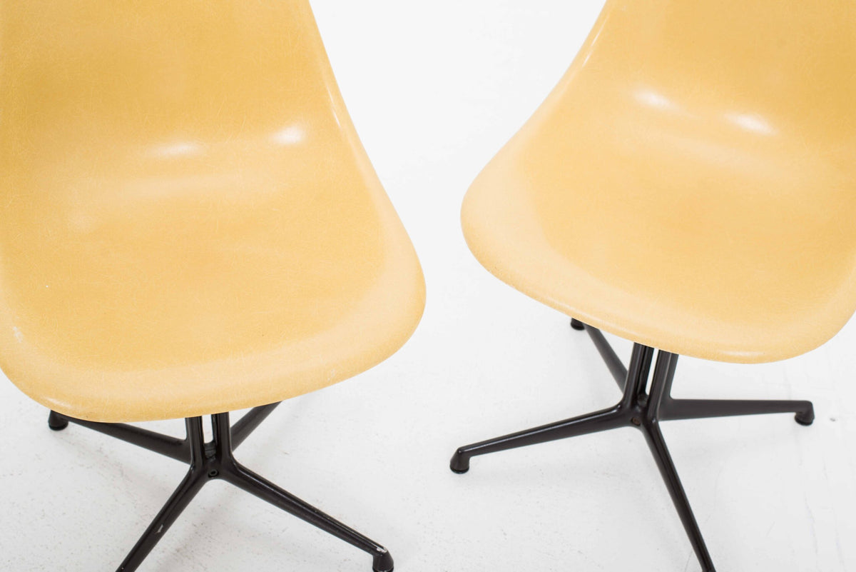 Vintage Stuhl La Fonda von Charles und Ray Eames für Vitra und Herman Miller, Ochre Dark