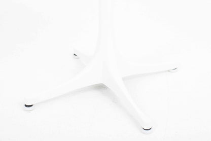 Vintage Beistelltisch Pedestal Table von George Nelson für Vitra in Weiß