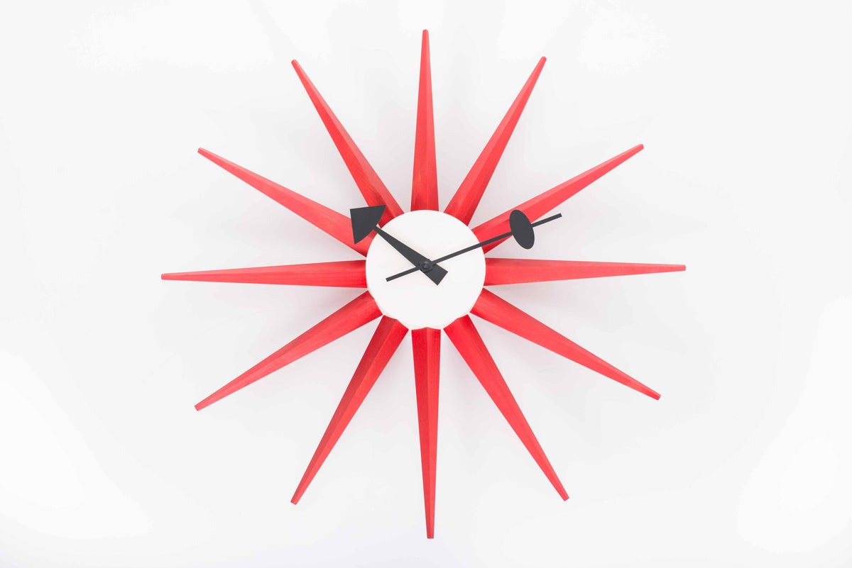 Horloge vintage Sunburst de George Nelson pour Vitra en rouge