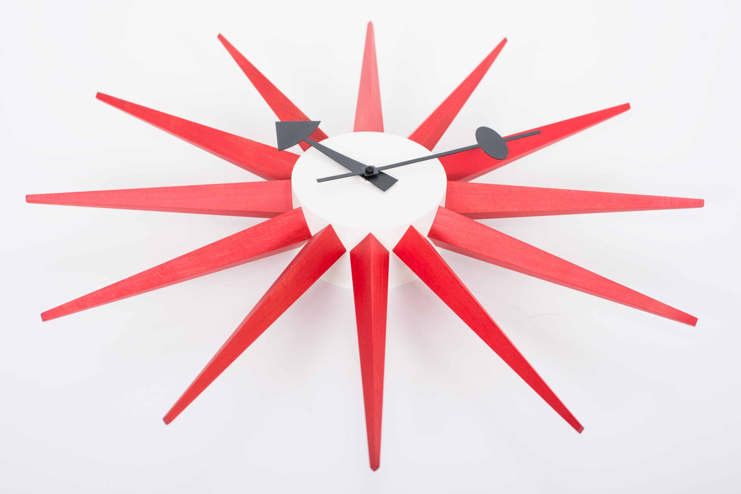 Vintage Wanduhr Sunburst Clock von George Nelson für Vitra in Rot