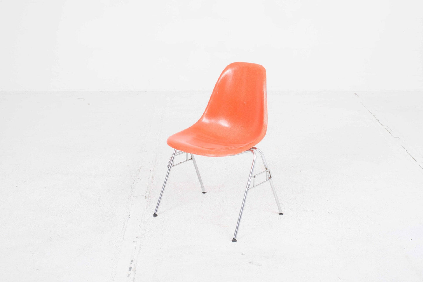 Vintage Fiberglas DSS Stuhl von Charles Eames für Vitra in Rotorange