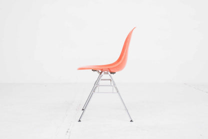 Vintage Fiberglas DSS Stuhl von Charles Eames für Vitra in Rotorange