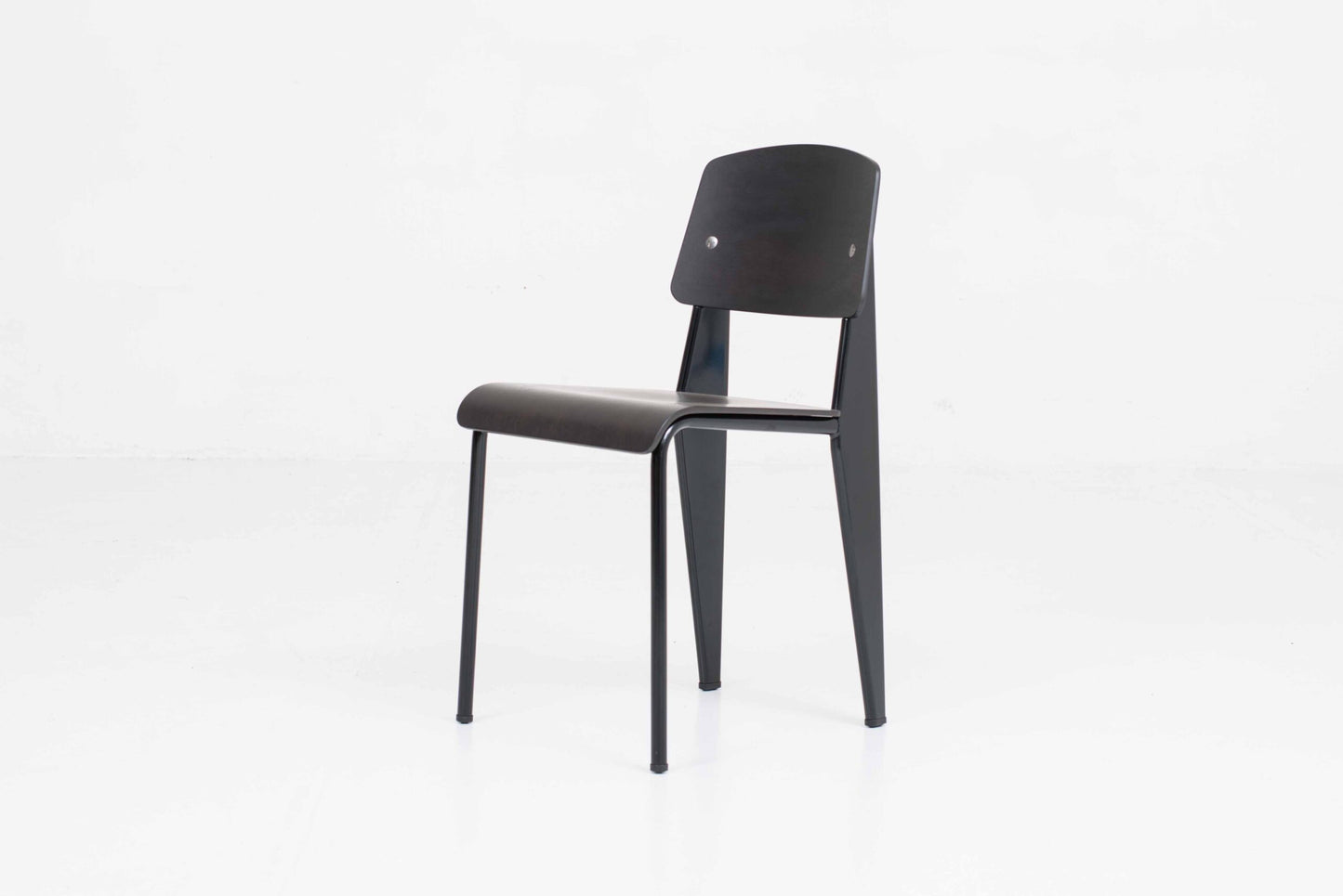 Vintage Stuhl Standard von Jean Prouvé für Vitra in dunkler Eiche und Schwarz