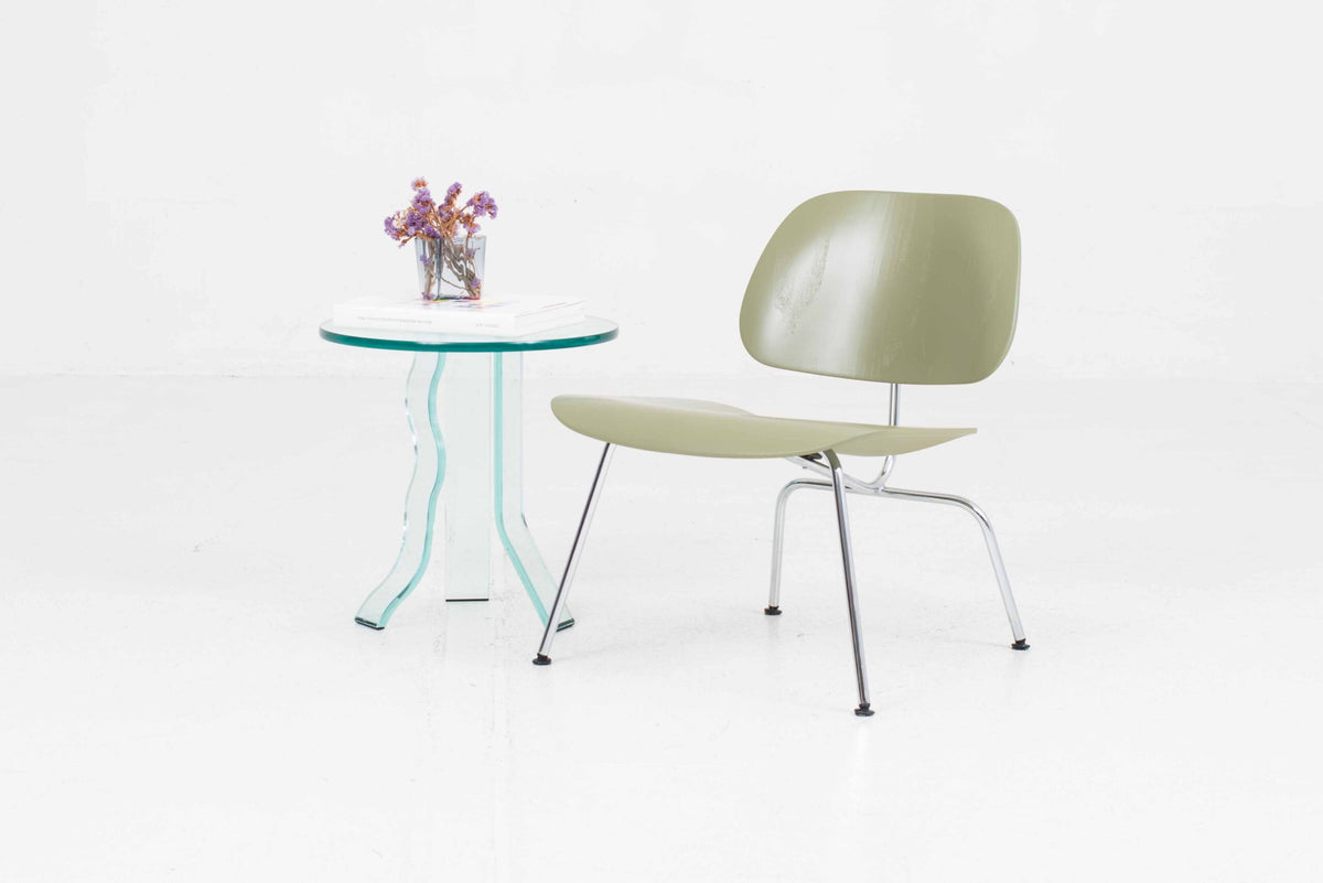Vintage Loungesessel LCM von Charles und Ray Eames für Vitra, Schilfgrün