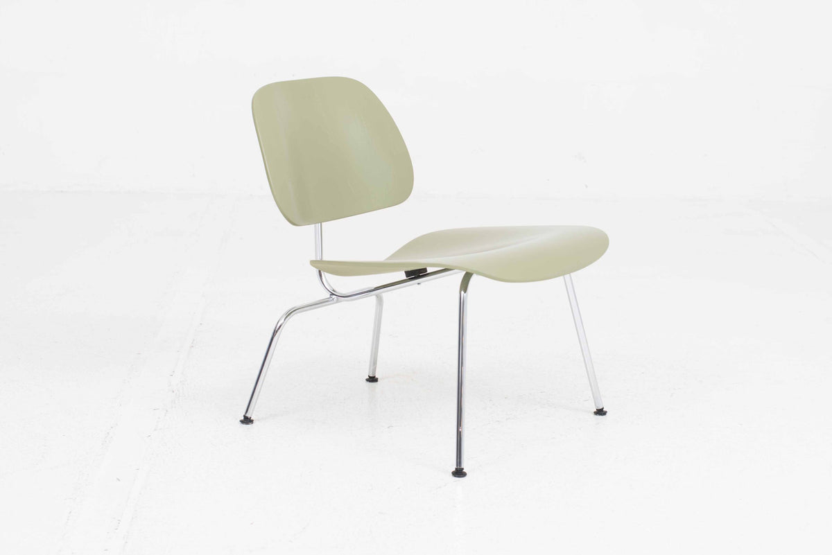 Vintage Loungesessel LCM von Charles und Ray Eames für Vitra, Schilfgrün