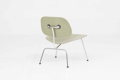 Vintage Loungesessel LCM von Charles und Ray Eames für Vitra, Schilfgrün