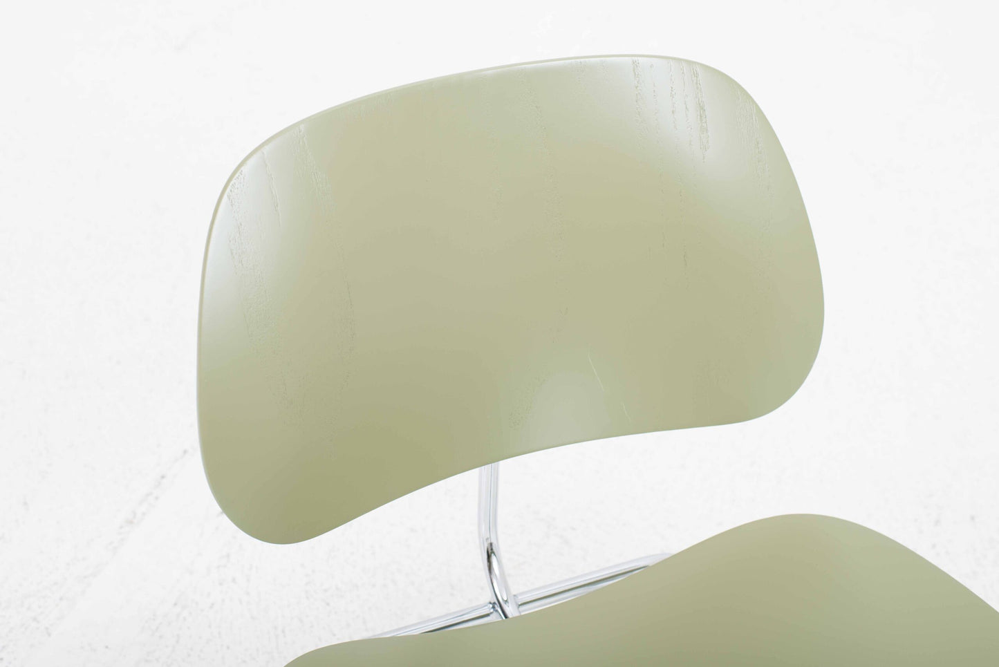 Vintage Loungesessel LCM von Charles und Ray Eames für Vitra, Schilfgrün
