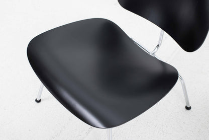Vintage Sessel LCM von Charles und Ray Eames für Vitra