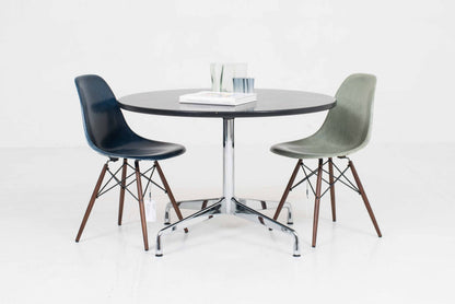 Vintage Tisch Segmented Table von Charles und Ray Eames für Vitra
