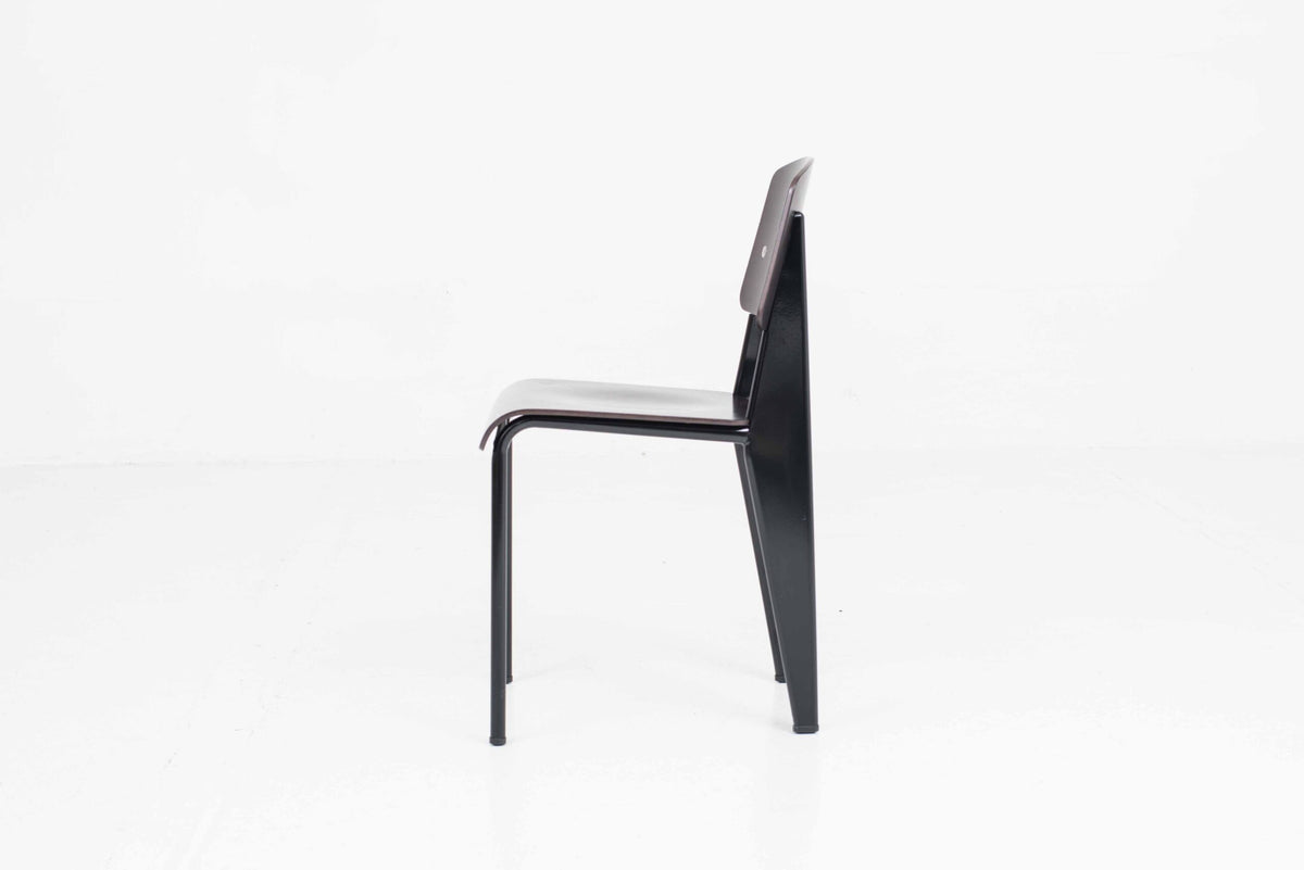 Vintage Stuhl Standard von Jean Prouvé für Vitra in dunkler Eiche und Schwarz