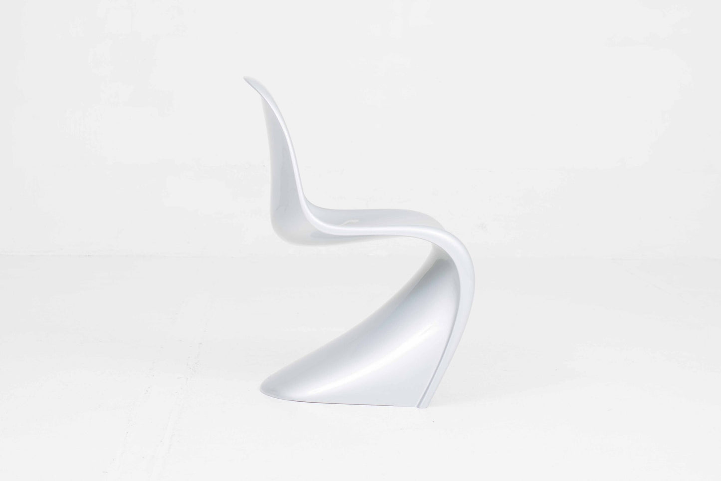 Vintage Stuhl Panton Classic von Verner Panton für Vitra Weissaluminium