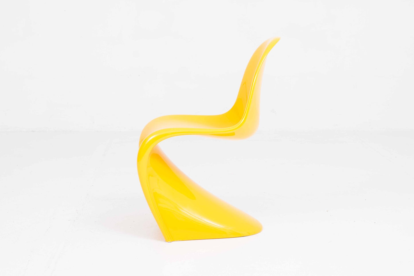 Vintage Stuhl Panton Classic von Verner Panton für Vitra in Sonnengelb