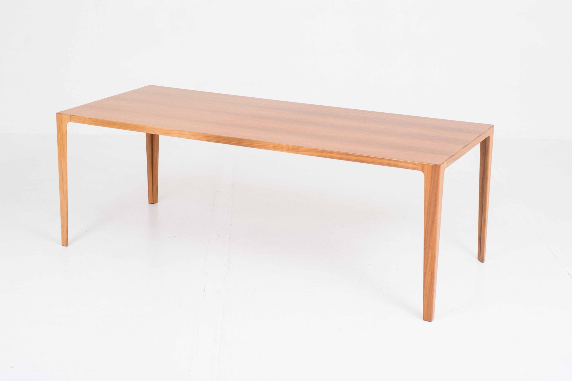 Vintage Tisch WOGG 38 von Alfredo Häberli für WOGG, Nussbaum natur