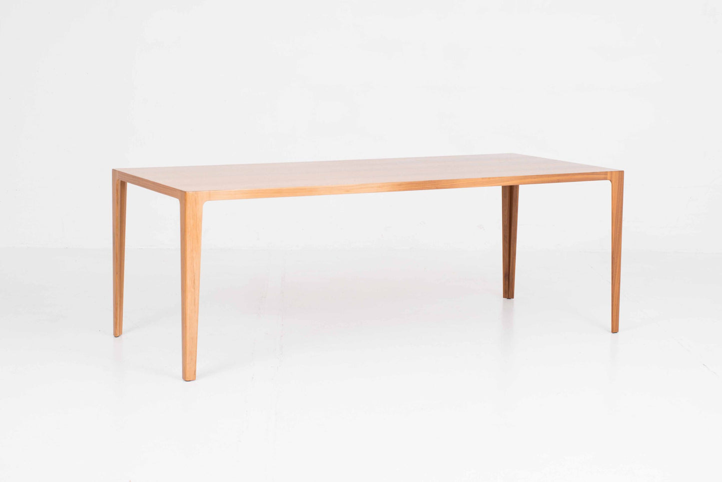 Vintage Tisch WOGG 38 von Alfredo Häberli für WOGG, Nussbaum natur