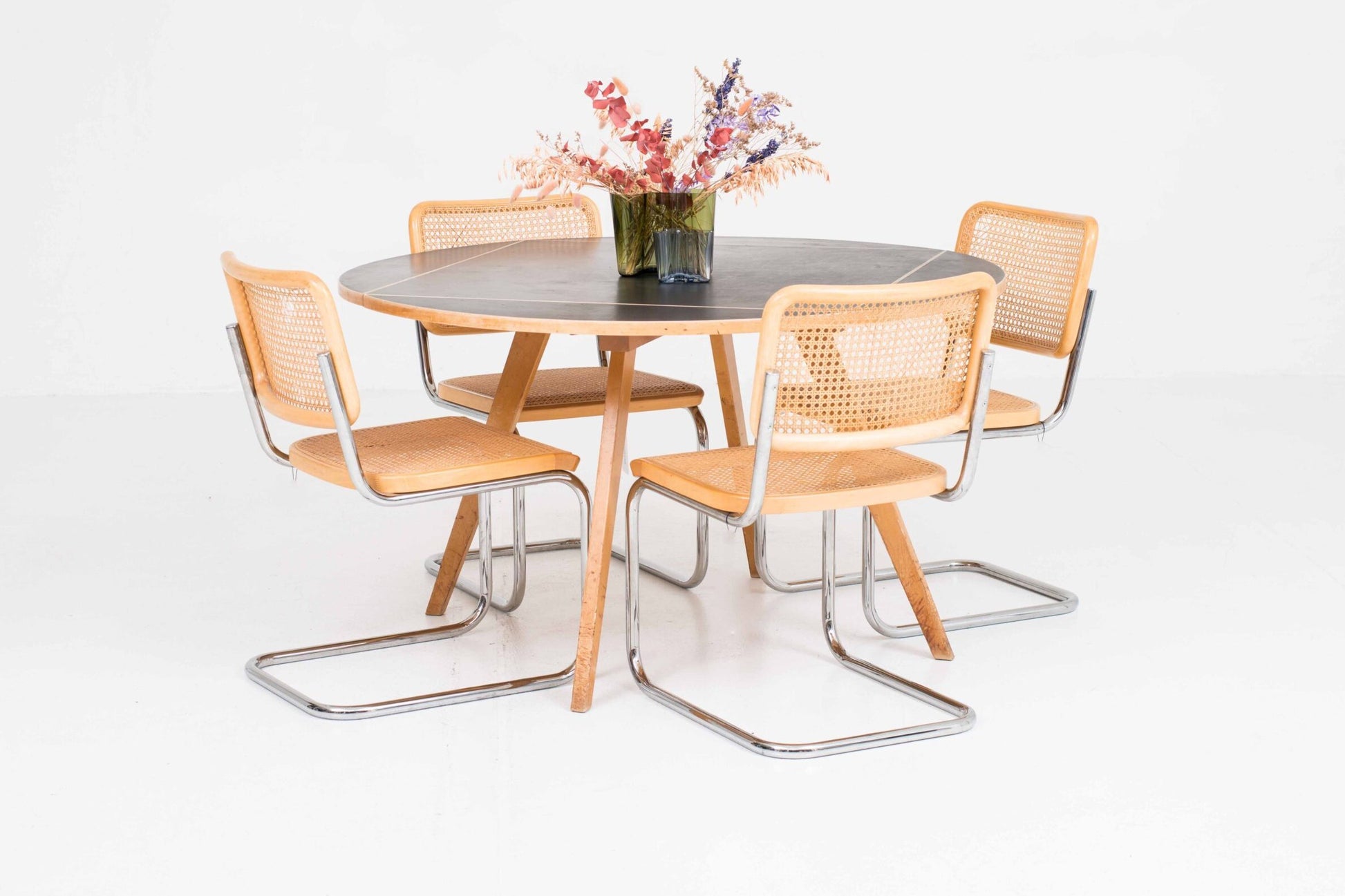 Vintage Esstisch Quadratrundtisch von Max Bill für Wohnbedarf/Horgenglarus