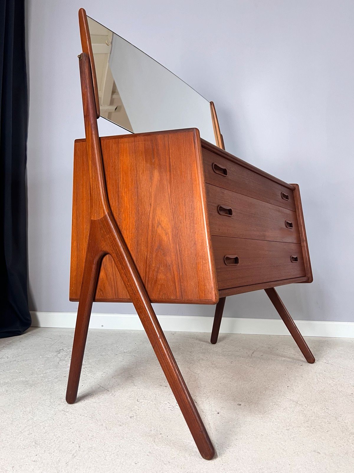 Coiffeuse vintage en teck avec miroir par Svend Aage Madsen