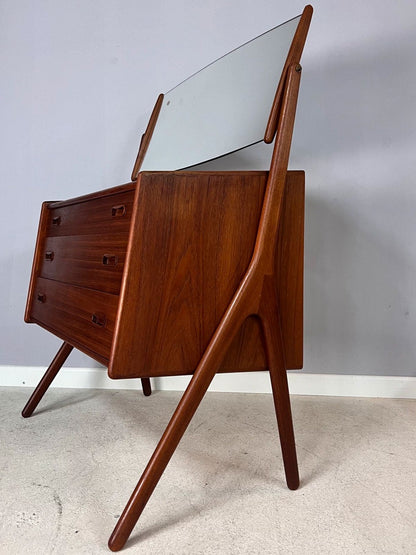 Coiffeuse vintage en teck avec miroir par Svend Aage Madsen