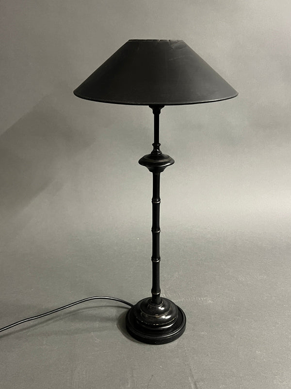 Vintage Tischlampe mit Schirm
