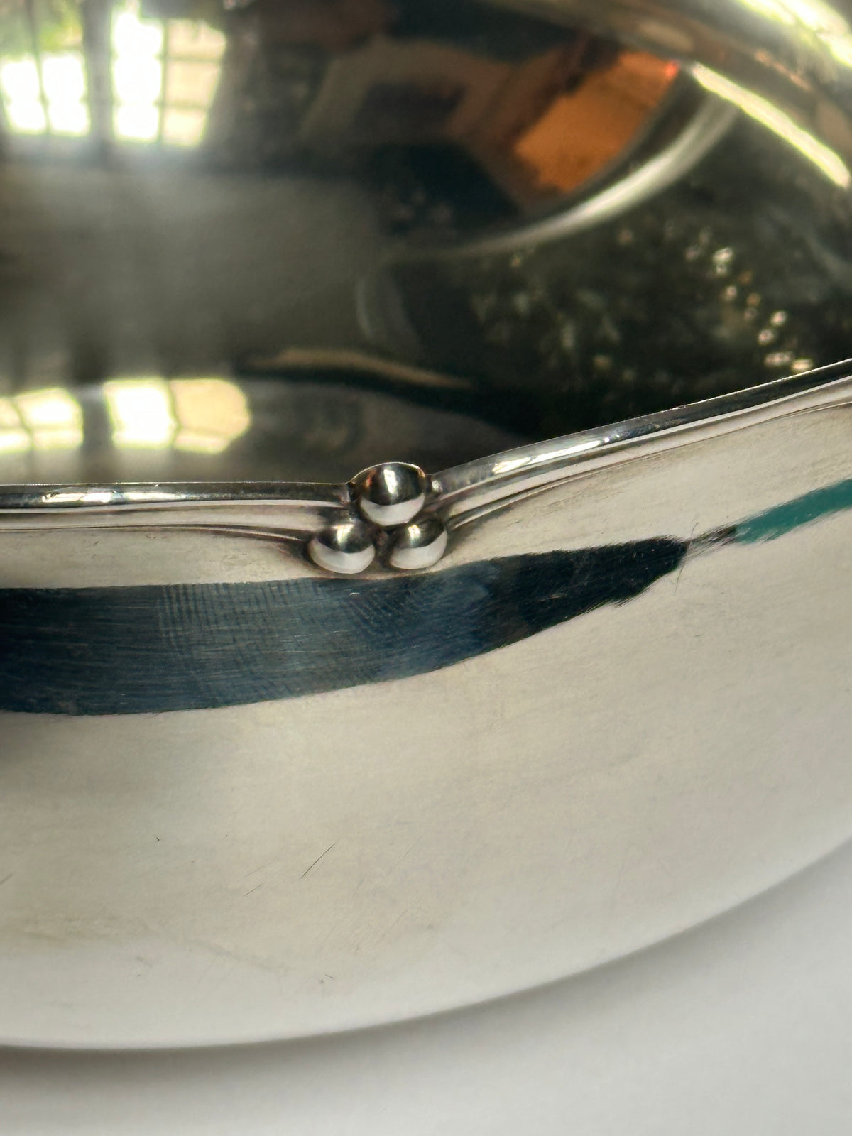 Vintage Schale Modell 1234A von Tiffany & Co. florales Bordrelief Sterling Silber ca. 1930