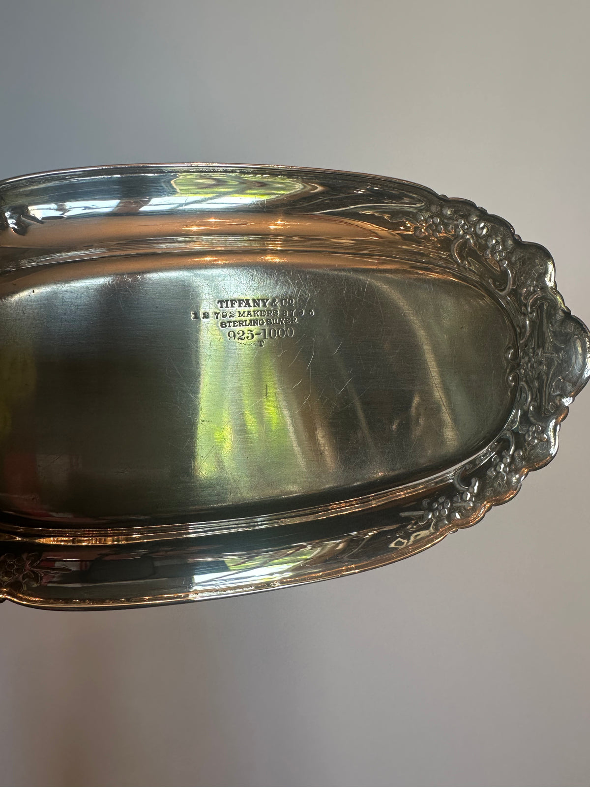 Bol ovale vintage en argent modèle 12792 de Tiffany & Co. de style néoclassique