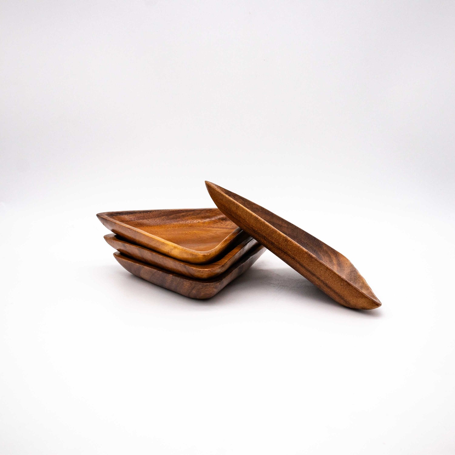 Vintage Dreieckiges Teakholz Schalen Set, arrangiert