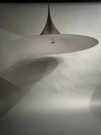 Semi suspension 60cm par GUBI