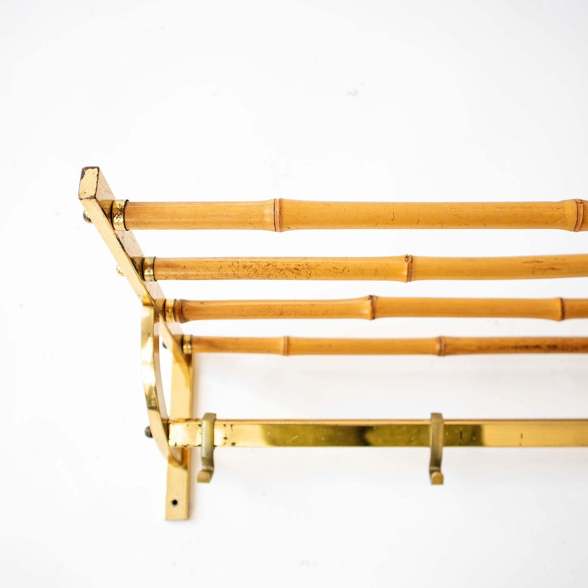 Vintage Wandgarderobe Messing und Bambus, patiniert