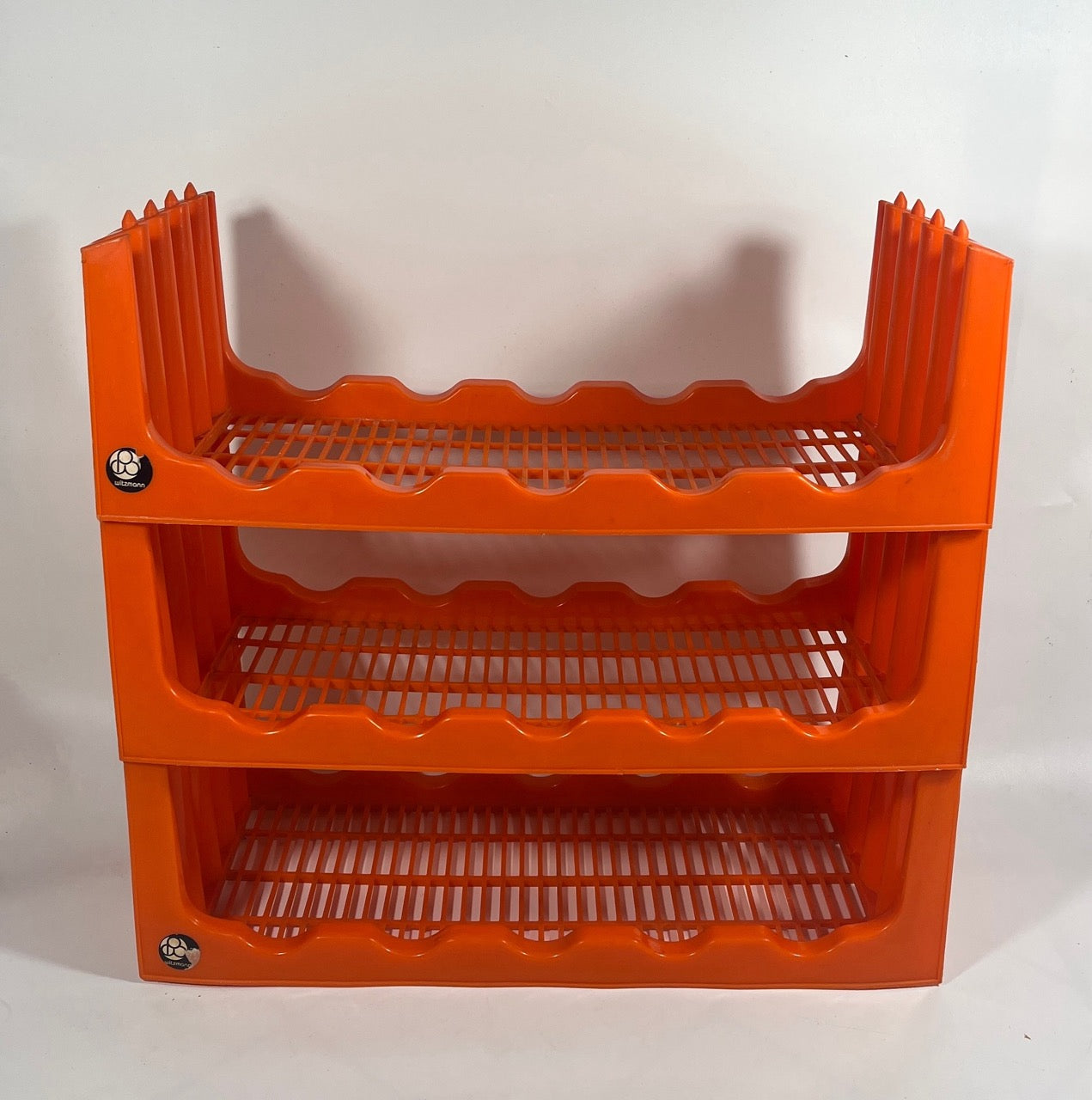 Casier à vin vintage en plastique par Witzmann Space Age années 1970