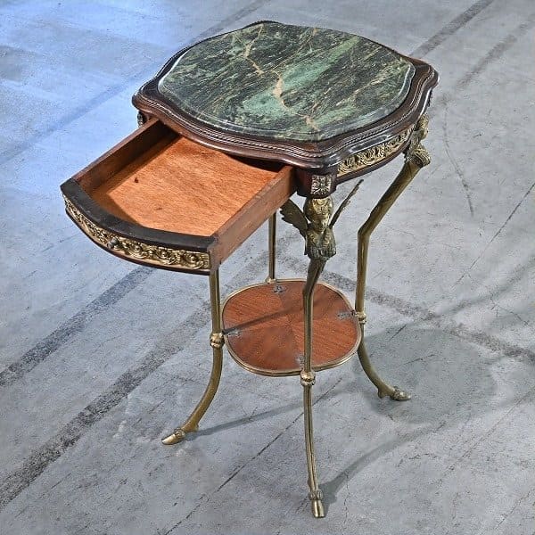 Vintage Beistelltisch mit Engel-Dekor aus Frankreich
