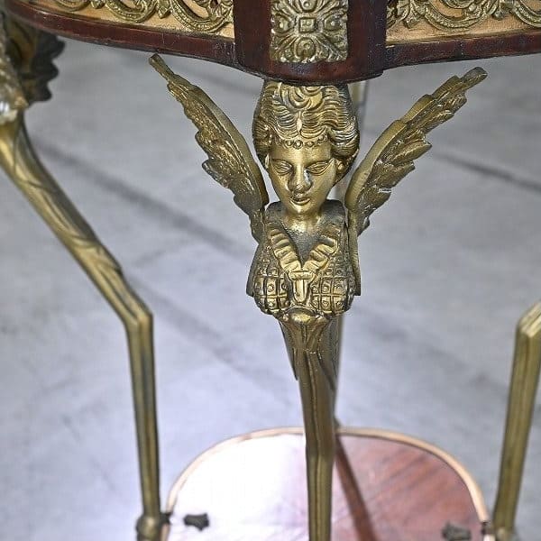 Vintage Beistelltisch mit Engel-Dekor aus Frankreich