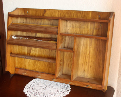 Vintage Wandregal Gewürzregal aus Holz, Mid Century