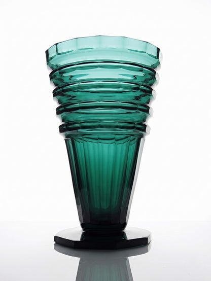 Antike Art Déco Kristallvase Smaragdgrün, Böhmen 1920-1930