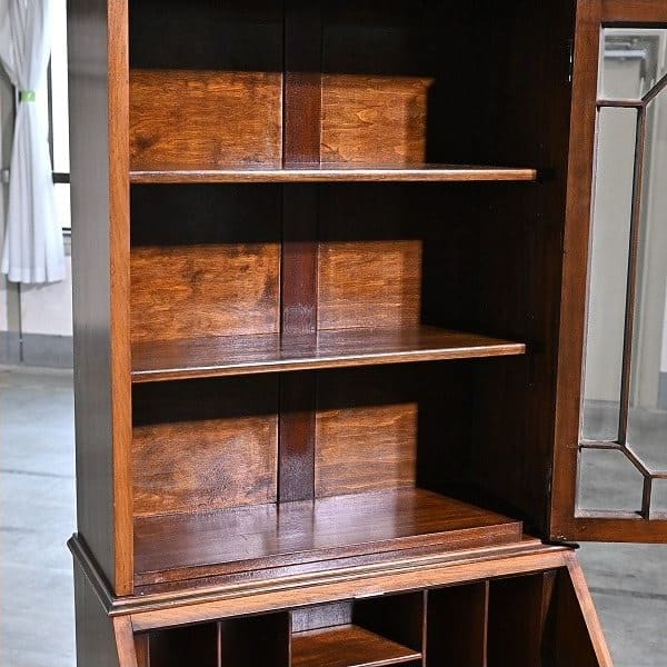 Vintage Bücherschrank mit Sekretär