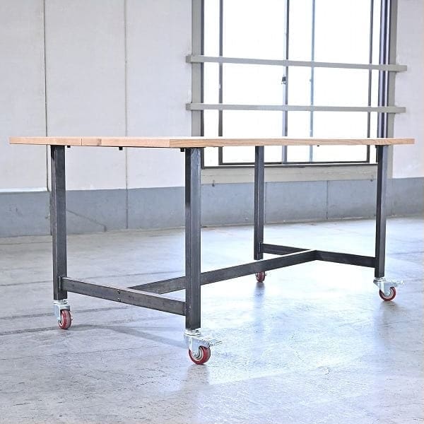 Vintage Arbeitstisch molid working table von a.depeche auf Rollen
