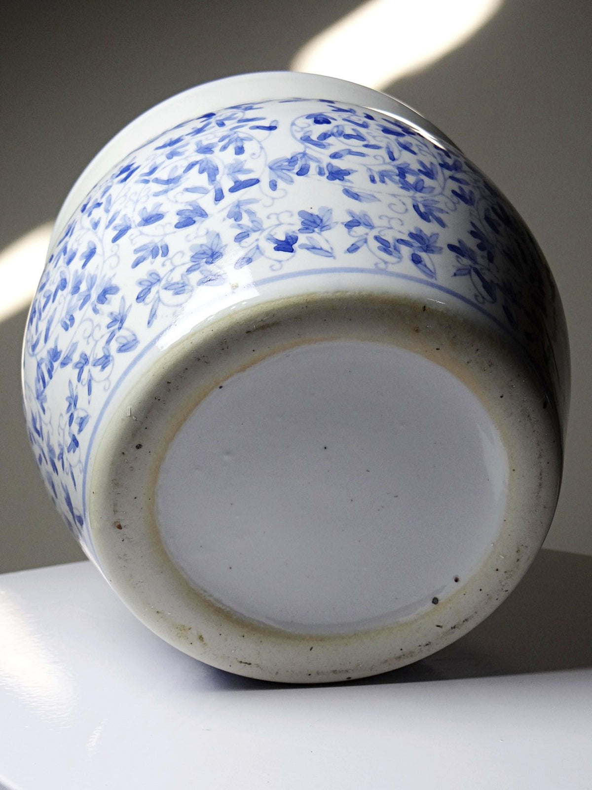 Vintage Übertopf Porzellan blau-weiß mit Blütendekor, China