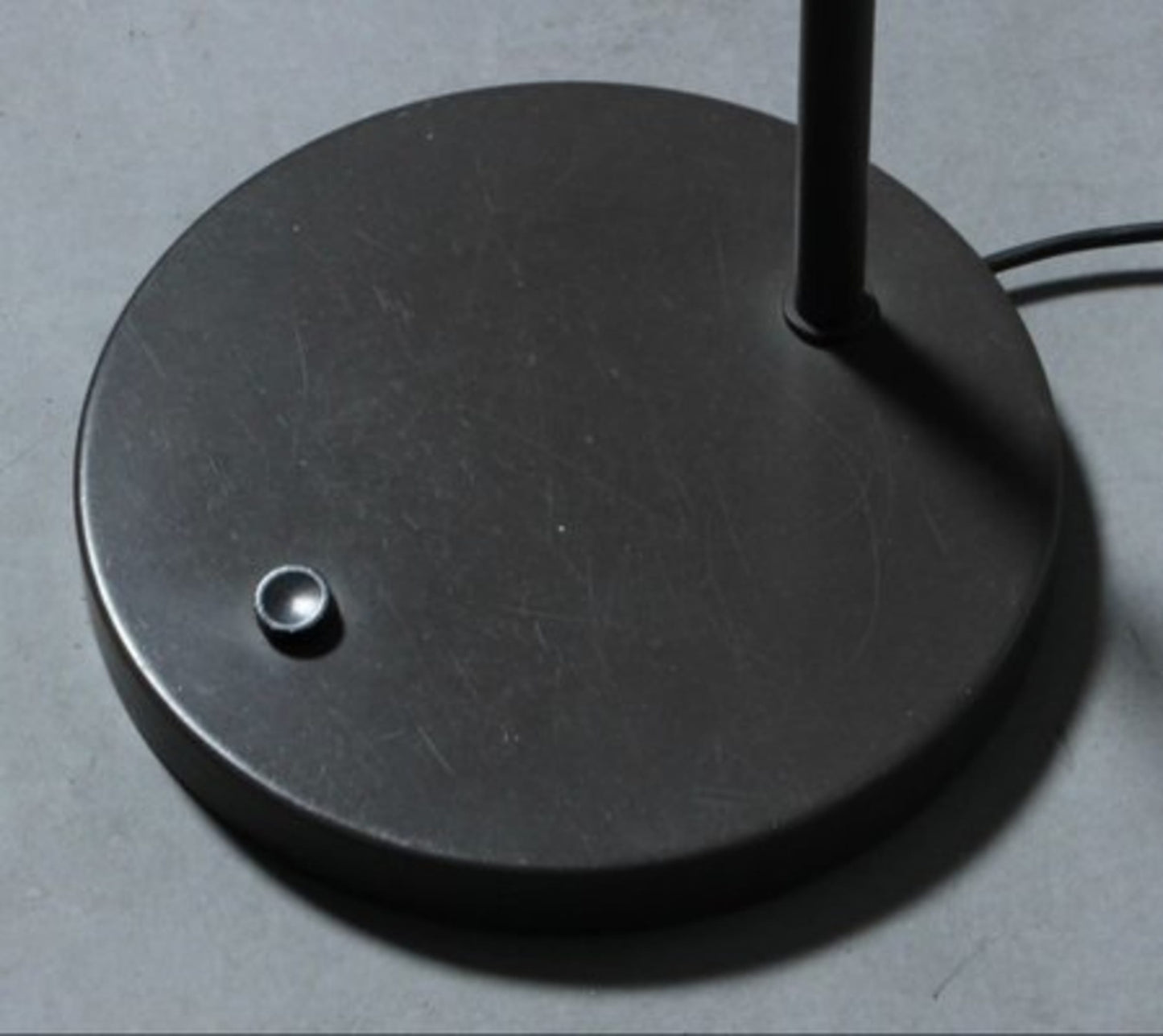 Vintage Stehlampe Opala von Hans J. Wegner für Louis Poulsen grau-creme-rotbraun