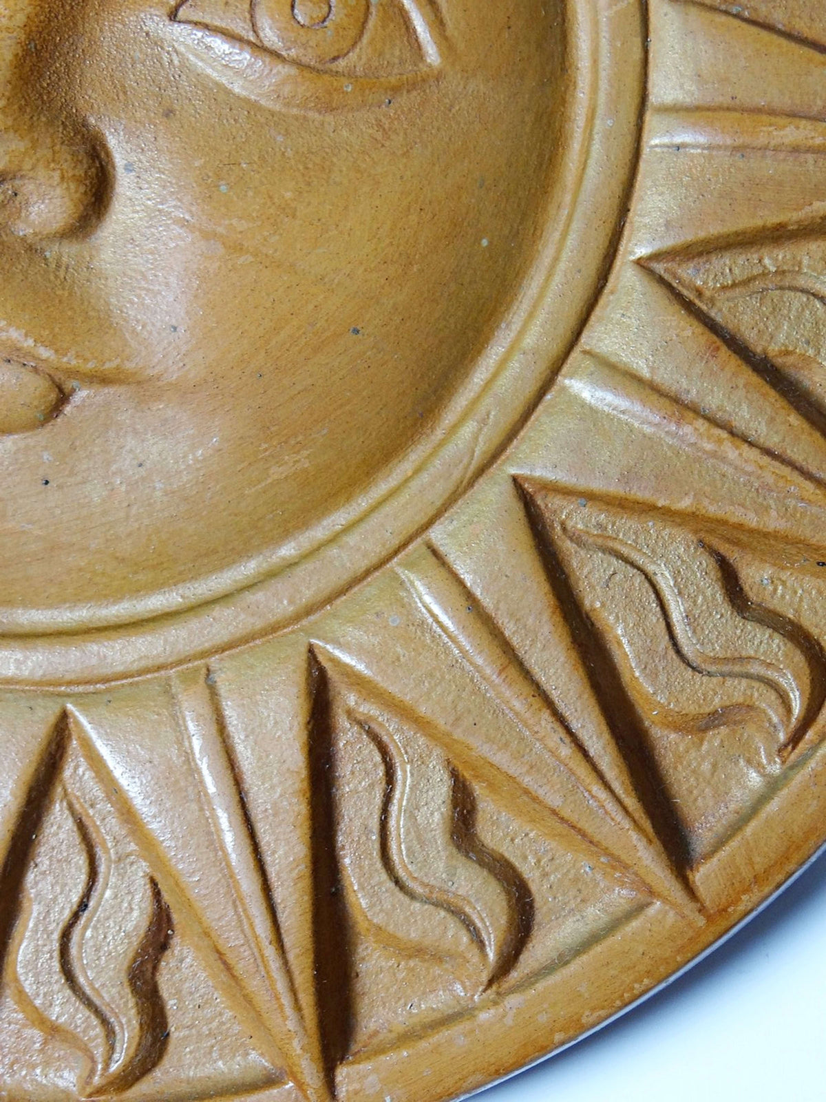 Vintage Wandrelief Sonnengesicht aus Terrakotta von Mak Marazzi
