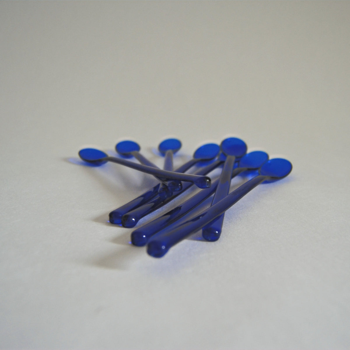 Set von 8 Vintage Langstiellöffel aus Kunststoff in Blau