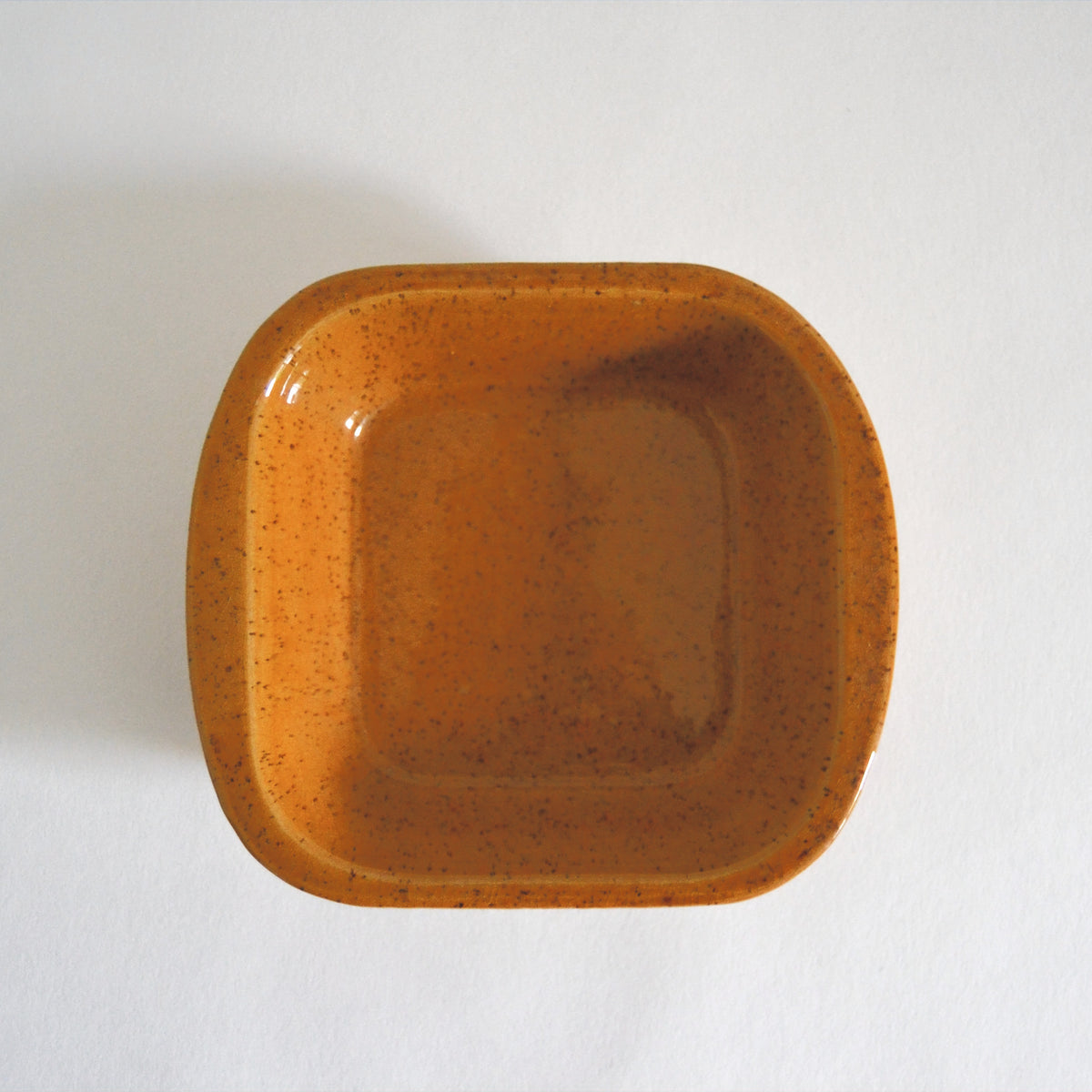 Vintage Ofenform eckig ocker