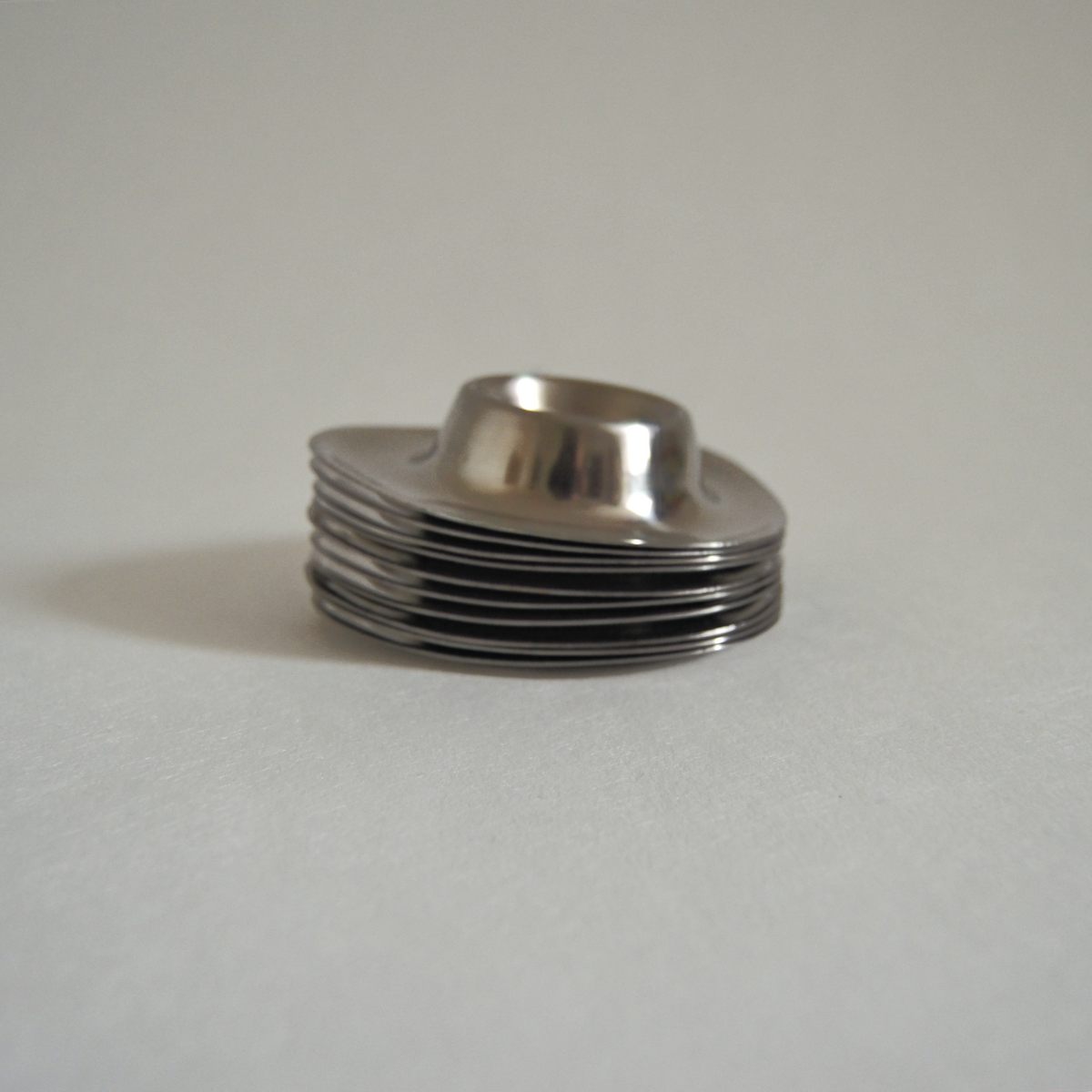 Vintage Eierbecher Edelstahl Dreiecksform
