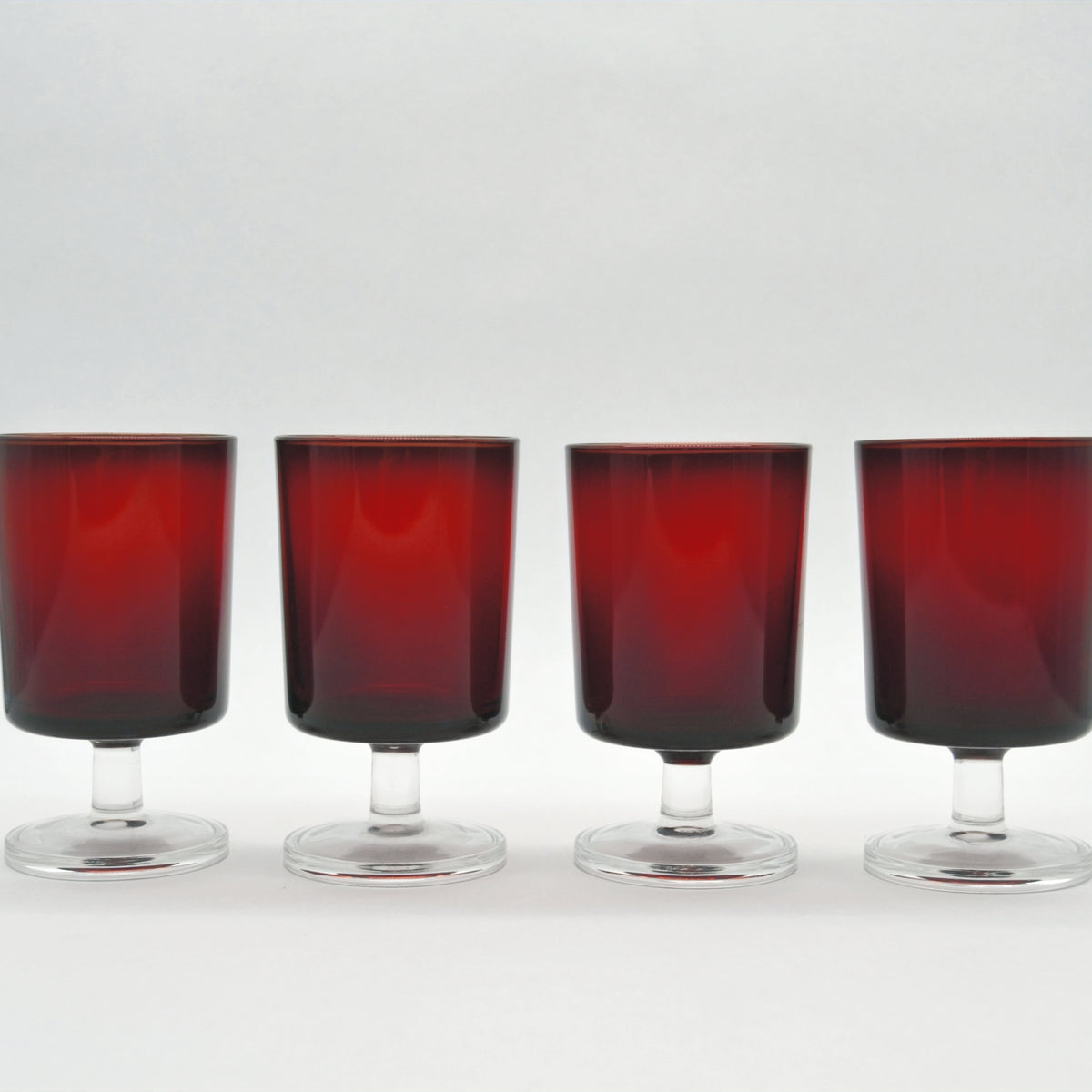 Set von 4 Vintage Weingläser rot von Luminarc France