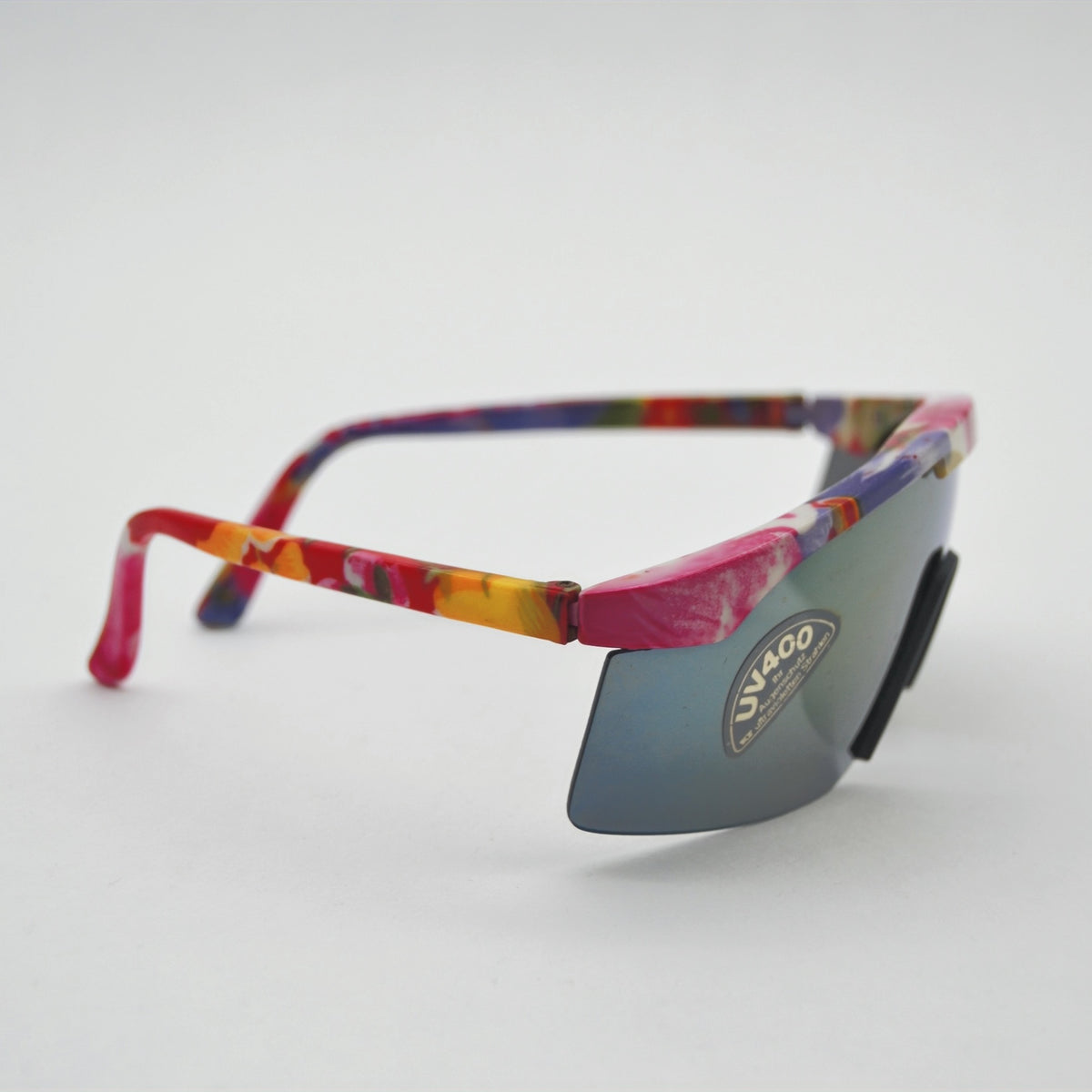 Lunettes de soleil vintage à motif floral rose