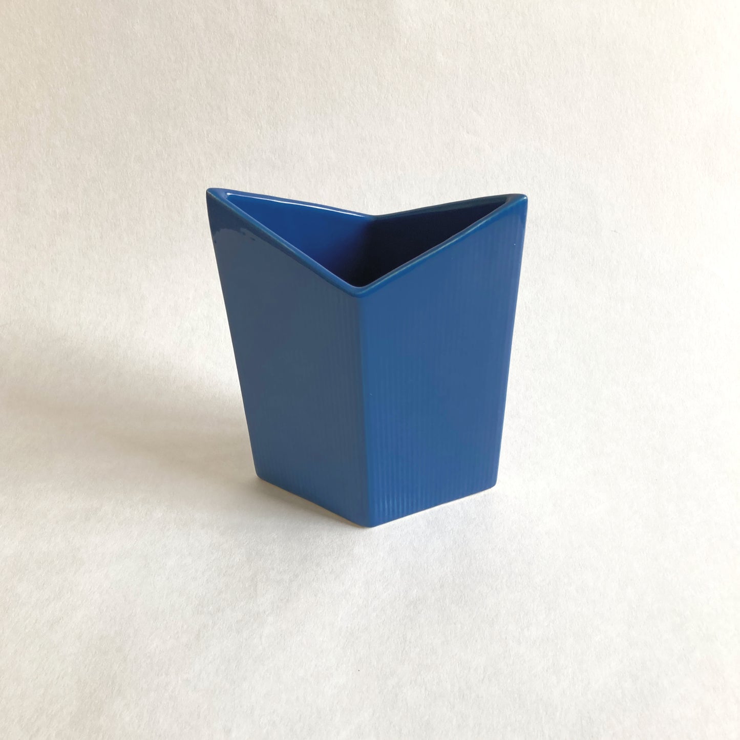 Vintage vase Asa blue Memphis style