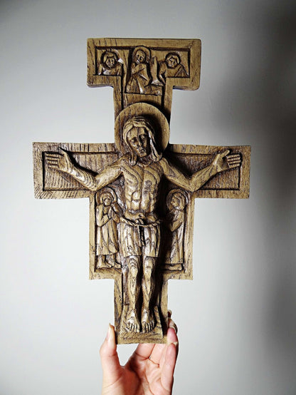 Vintage Wandkreuz "San Damiano" aus geschnitztem Holz